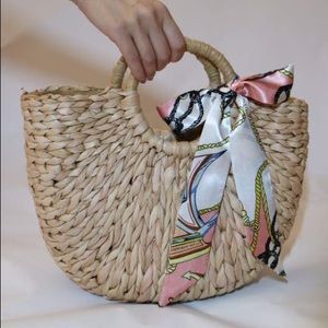 PRICE DROPPED⚡️SILK HANDBAG TWILLY🎀 Price is for2